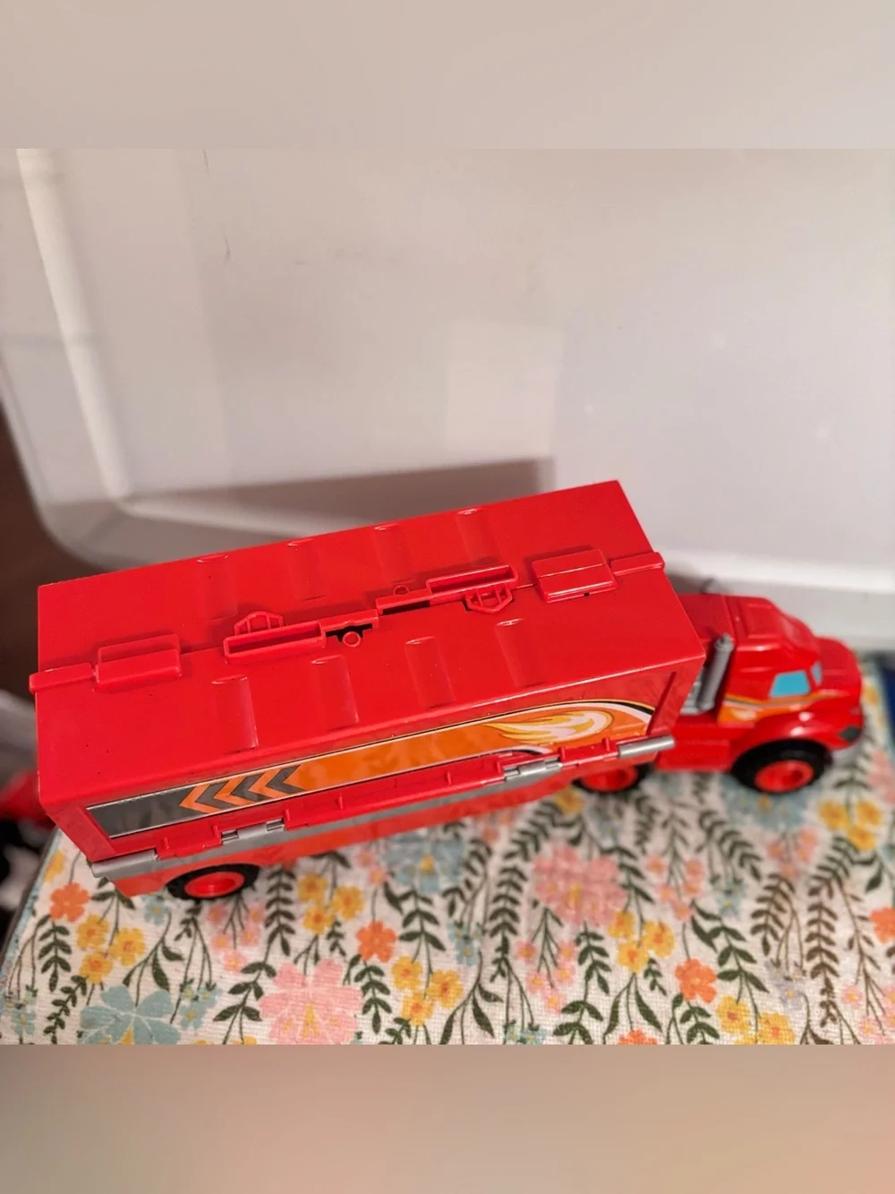 Fisher-Price Blaze and the Monster Machines Launch & Stunts Hauler